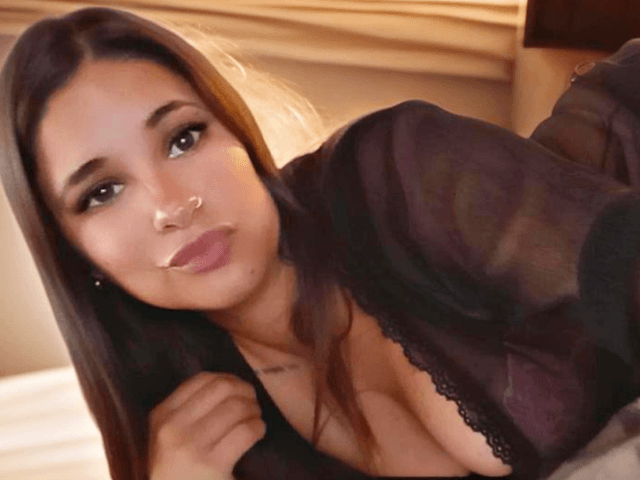 Mia_Alanis WebCAM 