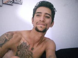 ADAM_HOTT WebCAM 