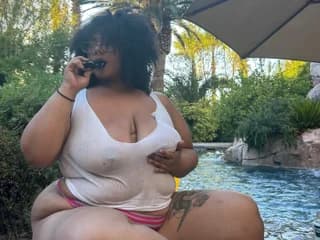 HolleyNicholes WebCAM 