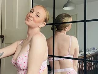 Miss_Jessie_Woods WebCAM 