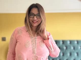 WebCAM di Zarah_Housewife