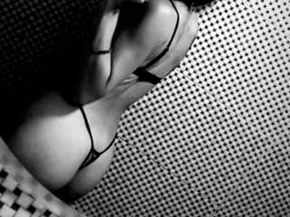 WebCAM of salma_covers